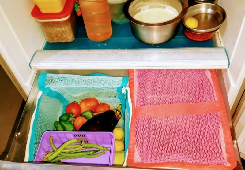Plastic Mesh Net Vegetable Fruit Basket With LID and Zipper Photo Of Fridge / Refrigerator